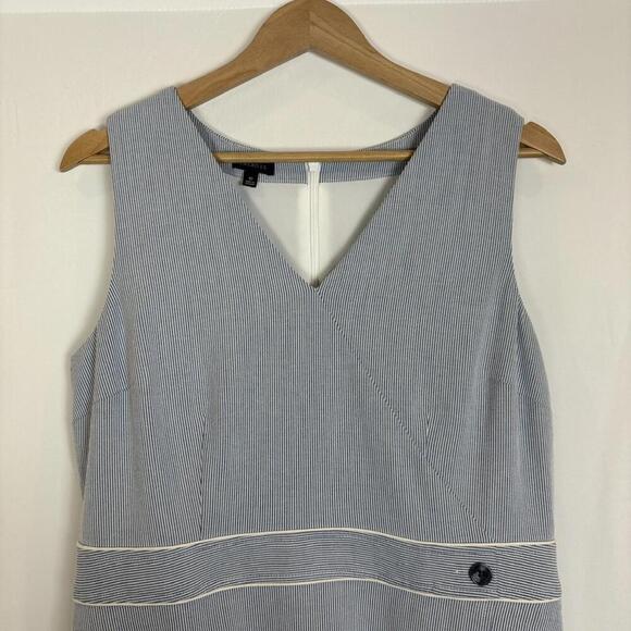 Talbots 10 Blue and White Striped Seersucker Knee Length Fit and Flare Dress - Picture 6 of 9